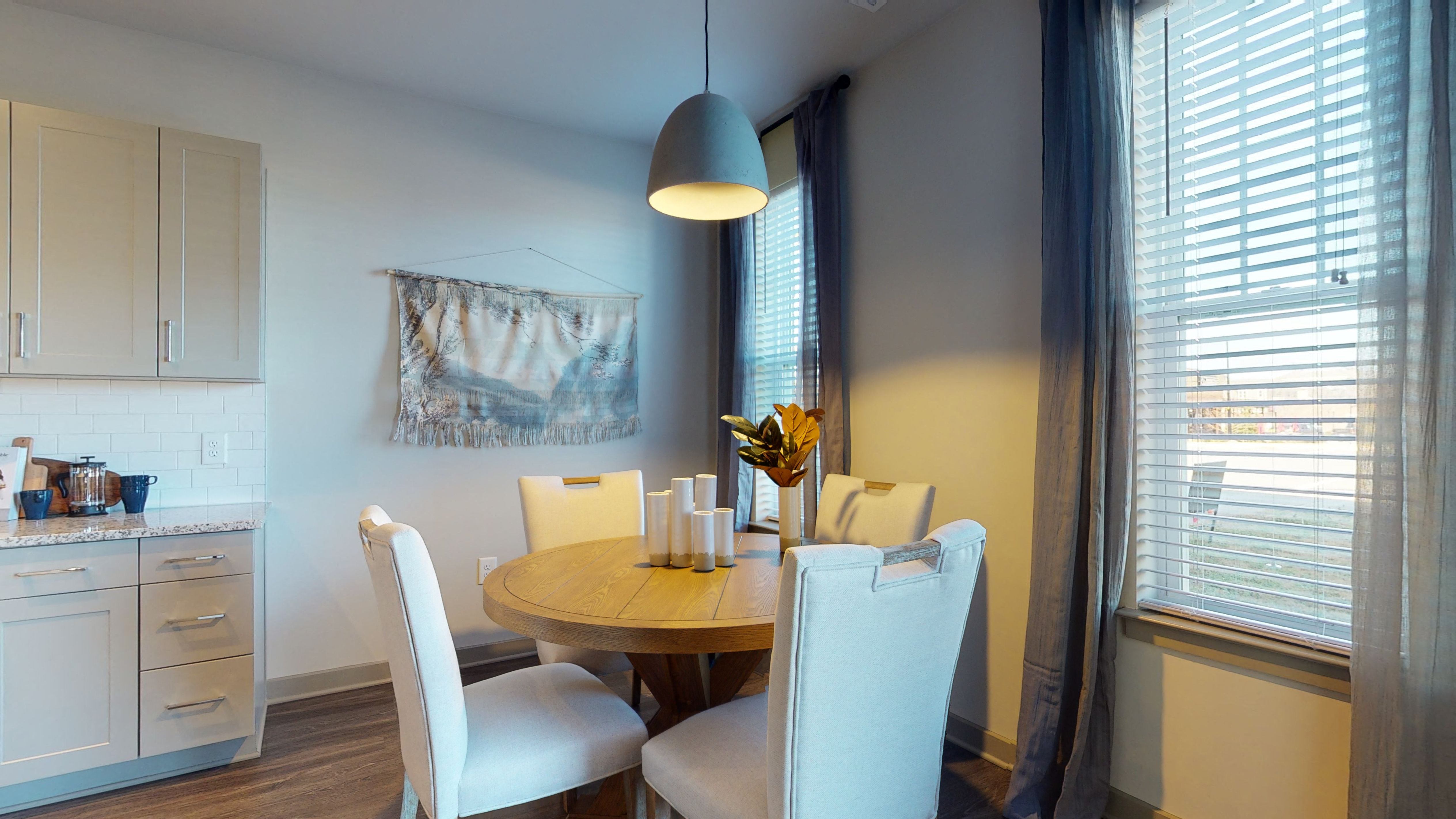 1, 2 & 3 Bedroom Apartments in Matthews, NC Address Galleria